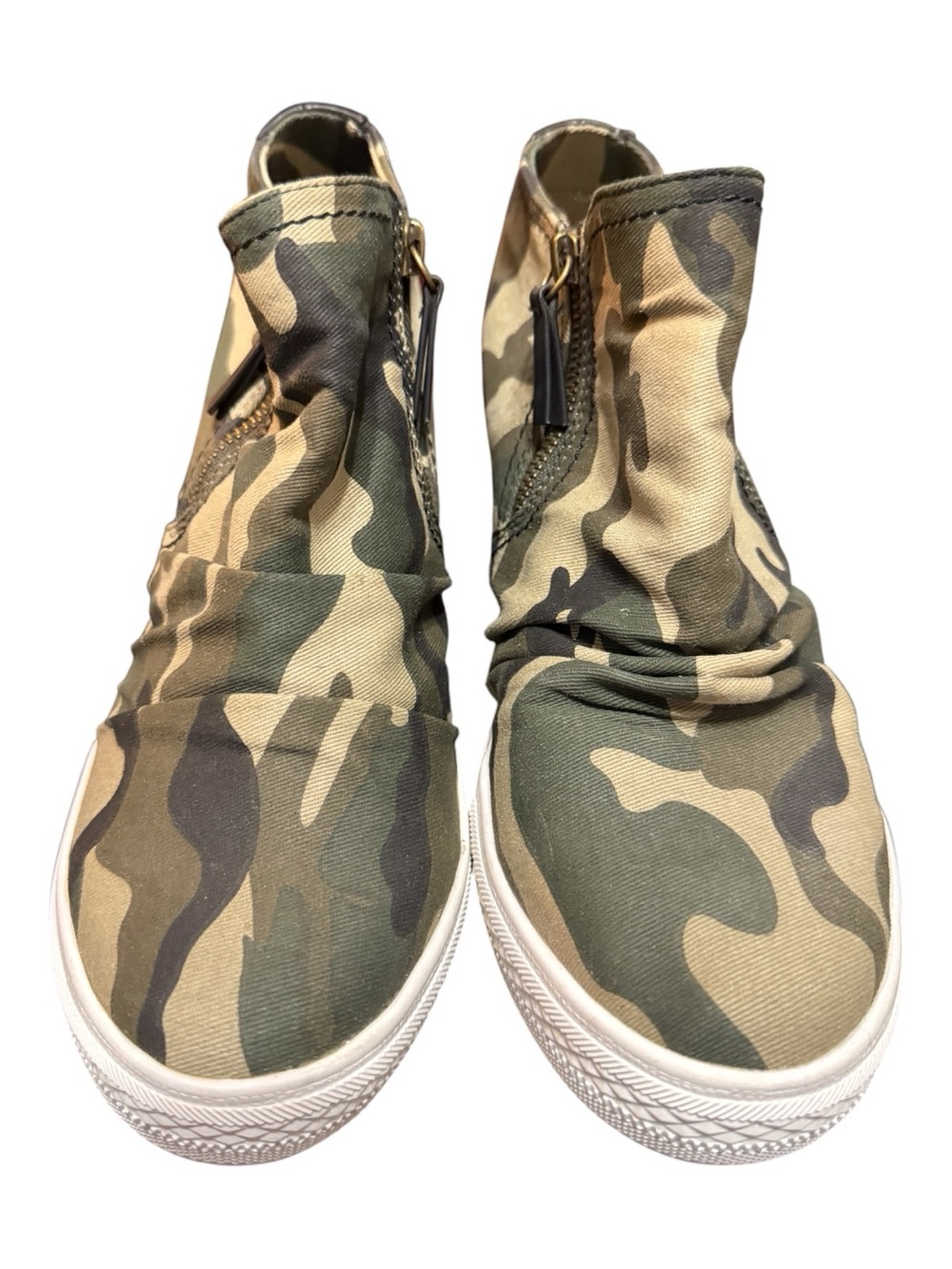 Not Rated Camo Hidden Wedge High Top Sneakers Women’s Size 8.5 NWOB